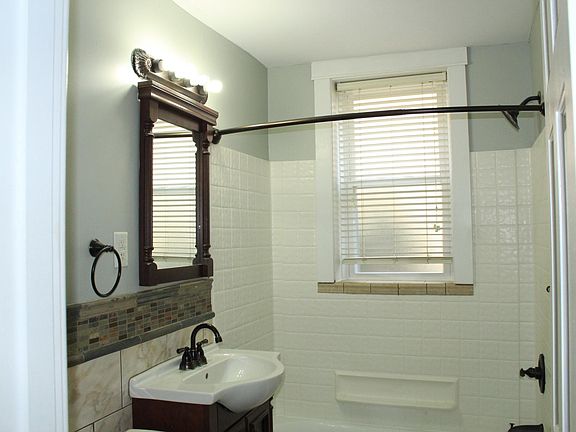 2nd image of 6734 Clayton Ave #0