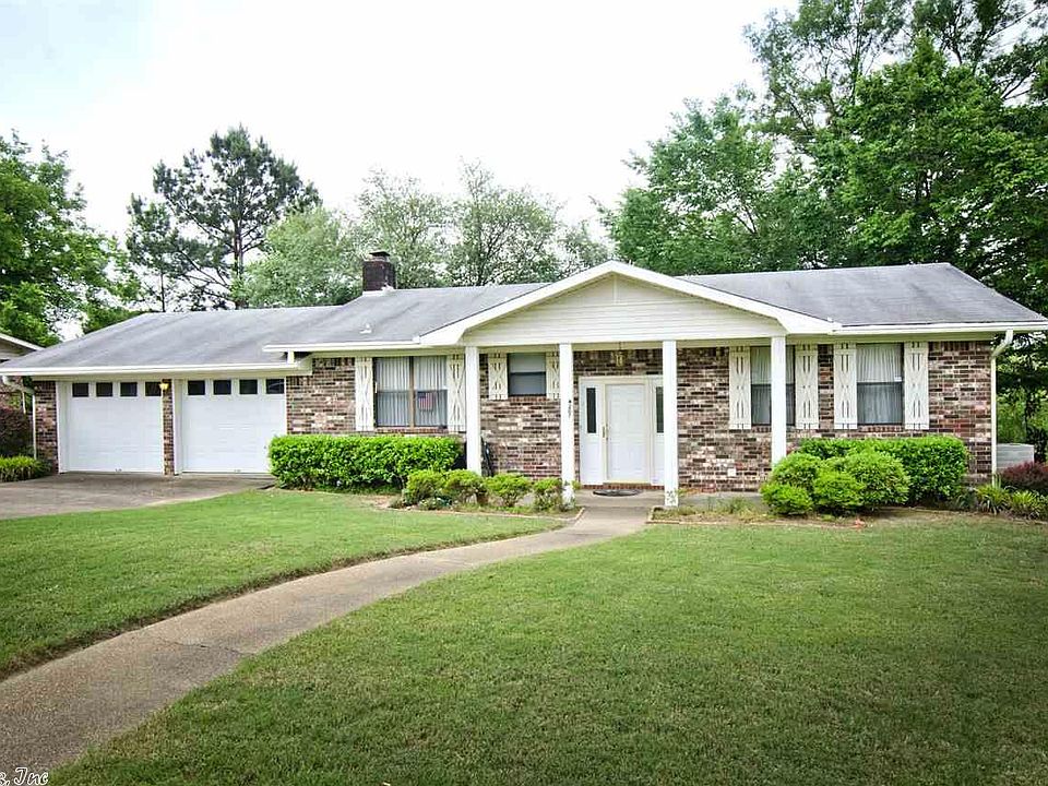 1st image of 207 San Mateo Dr