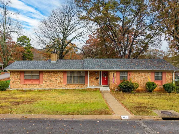 901 E 53rd Pl, N Little Rock, AR 72116