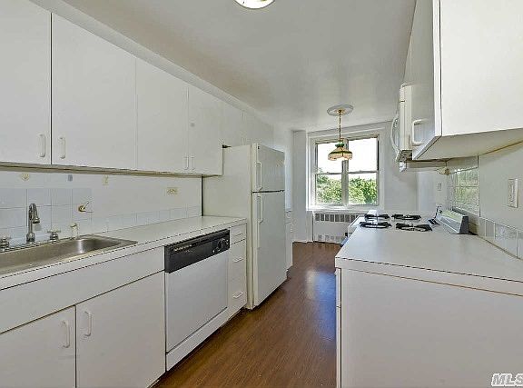 4th image of 21140 18th Ave APT 3C