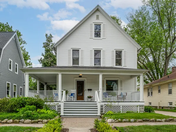 548 Archer Ave, Saint Joseph, MI 49085