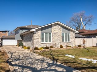 7942 W 83rd St, Bridgeview, IL 60455