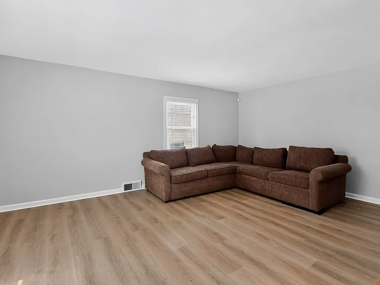 239 S Sparks St — Photo 15