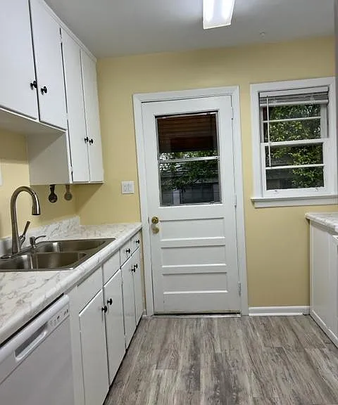 217 Fleming St #219 — Photo 13