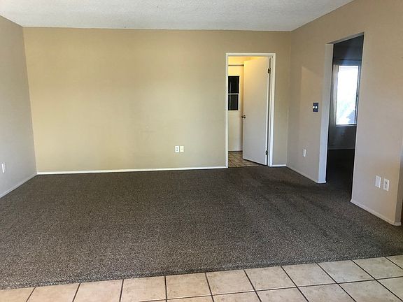 4th image of 4034 W Orchid Ln