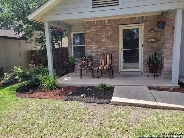 703 Meadow Gate, Converse, TX 78109