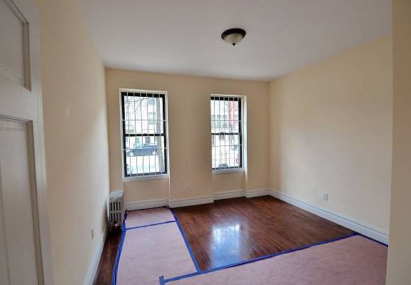 4th image of 40 Saint Nicholas Pl APT 1C