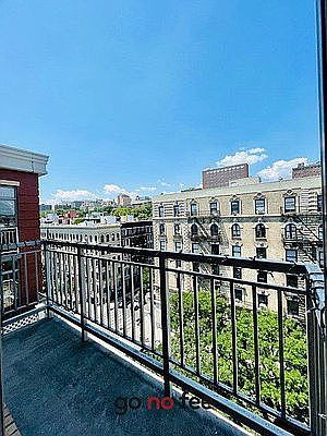 4th image of 444 Manhattan Ave APT 8G