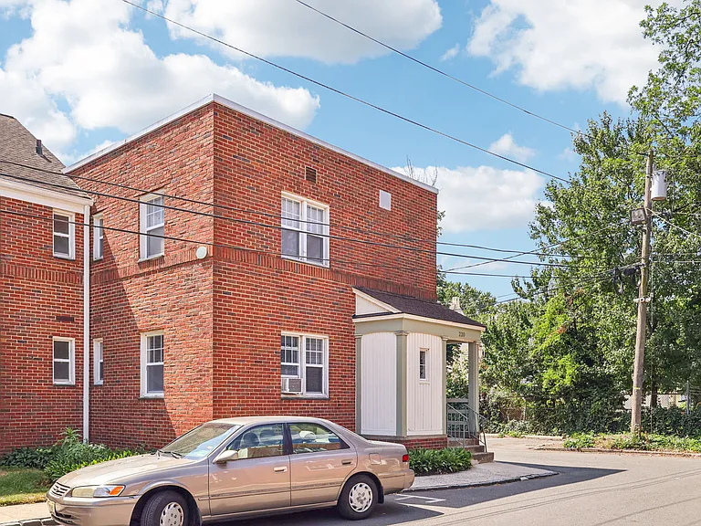 Greenwood Village Apartments — Photo 52