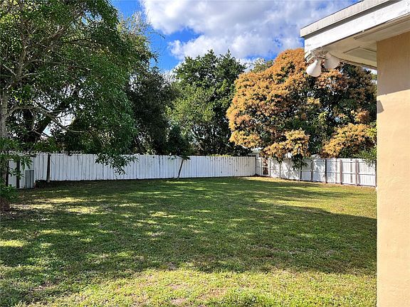 2nd image of 11000 NW 12th Ave