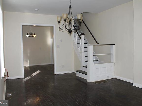 4th image of 55 Edgemere Ave