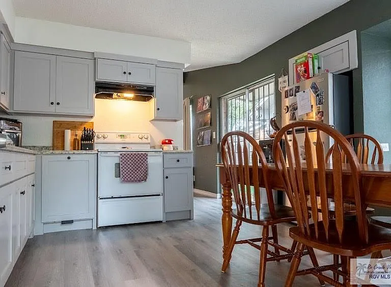 1809 S Williams Ln — Photo 14