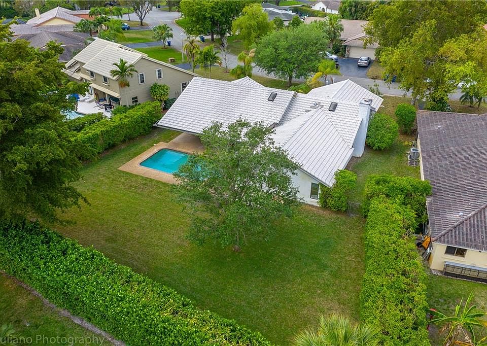 1st image of 9735 NW 20th St