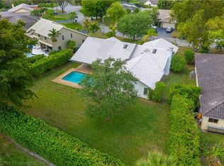 9735 NW 20th St, Coral Springs, FL 33071
