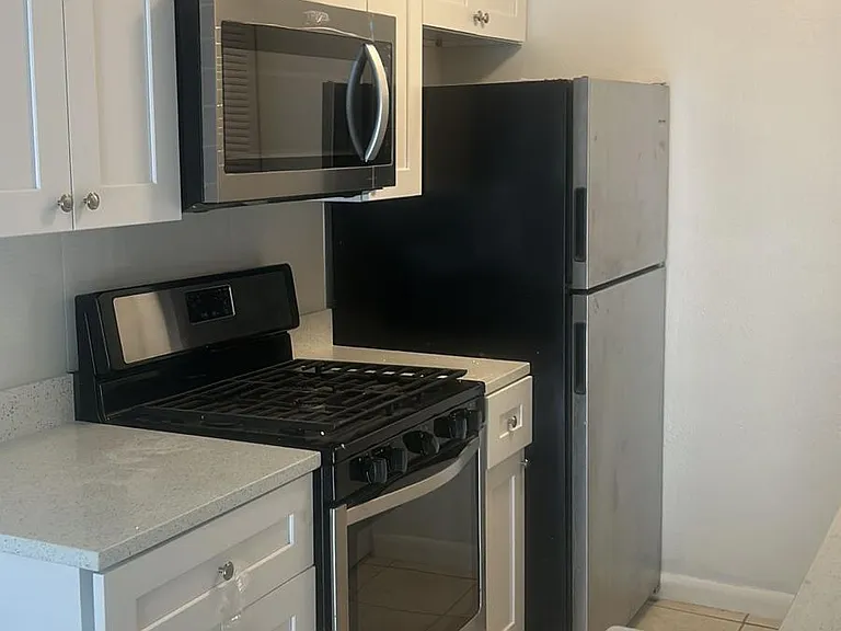 1103 Cypress Gardens Blvd #51 — Photo 5