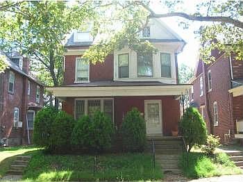 2nd image of 1122 High St