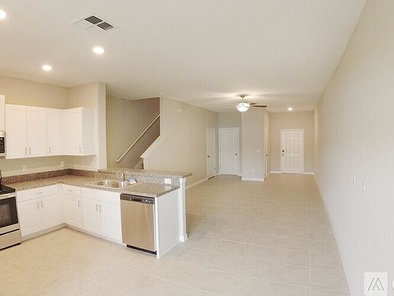 3rd image of 4431 Globe Thistle Dr