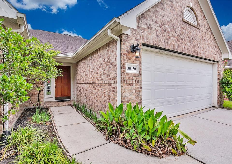 1st image of 30430 Emerson Creek Dr