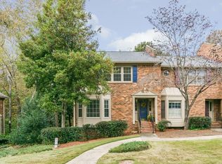 6225 Windsor Trace Dr, Peachtree Corners, GA 30092