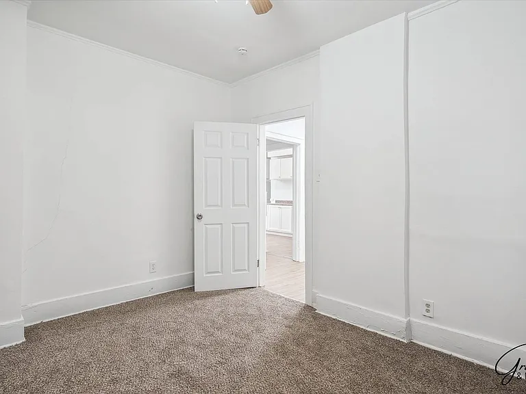 2433/2435 Pasadena St. - Missouri Residential Rentals LLC — Photo 14