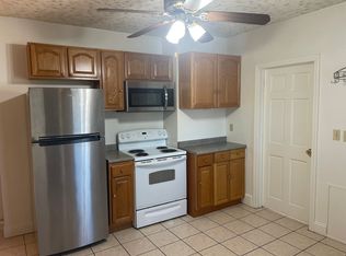 37 Orchard St, Leominster, MA 01453