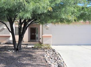 2041 S Flying Heart Ln, Tucson, AZ 85713