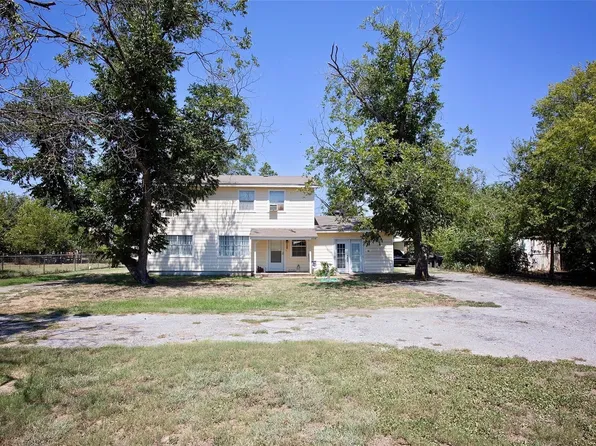 1115 Old Jacksboro Rd, Graham, TX 76450