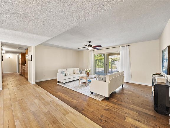 5th image of 601 Vista Verde Way