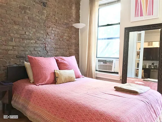 Rented by Citi Habitats | media 3