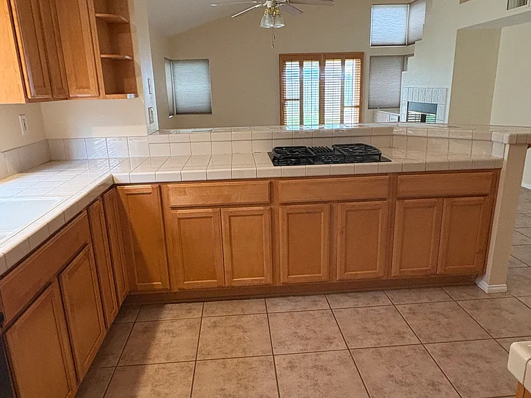 7149 Rockspring Ln — Photo 5