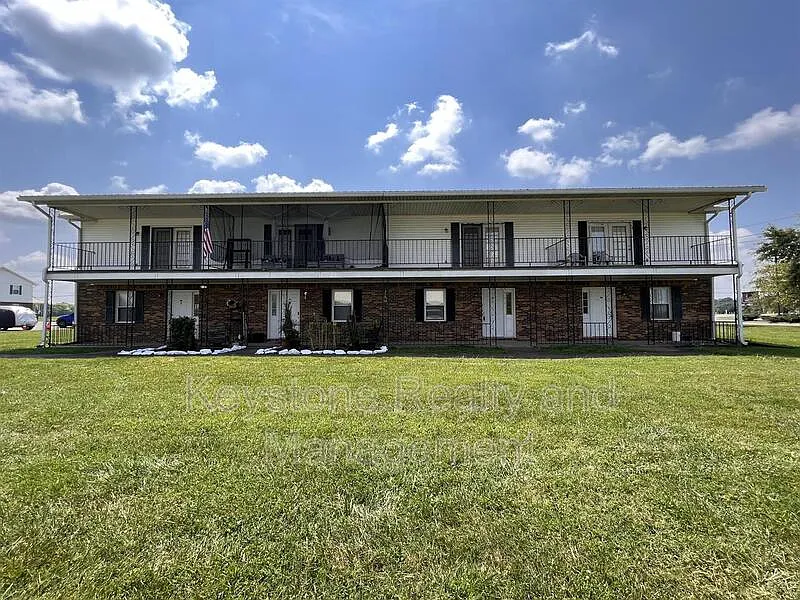 274 Thompsonville Ln #401