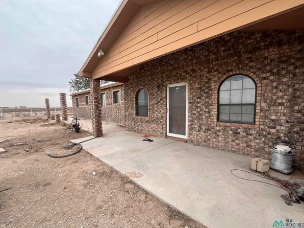 1117 Salazar Rd, Carlsbad, NM 88220