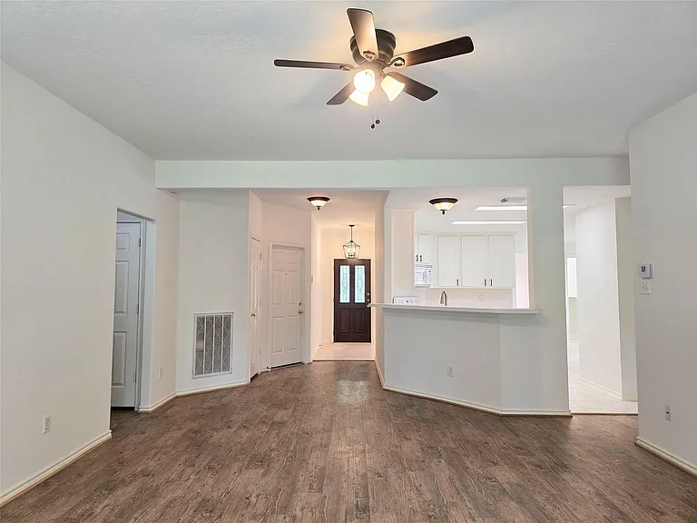147 W Russet Grove Cir — Photo 12