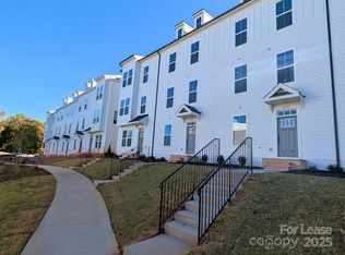 3228 Drift St, Charlotte, NC 28278