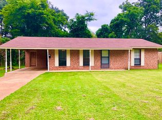 304 Farr Cv, Houston, MS 38851