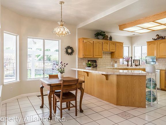 5th image of 2658 Crane Way