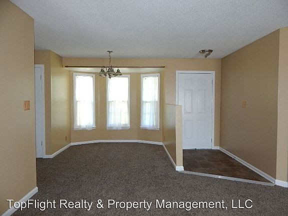 4th image of 3481 Arvin Dr