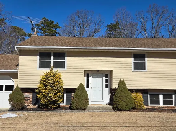 8 Sandy Dr, Newfield, NJ 08344