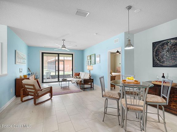 3rd image of 2733 Glenridge Cir
