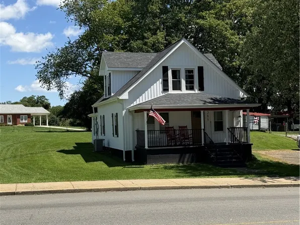 285 S Main, Sparta, NC 28675