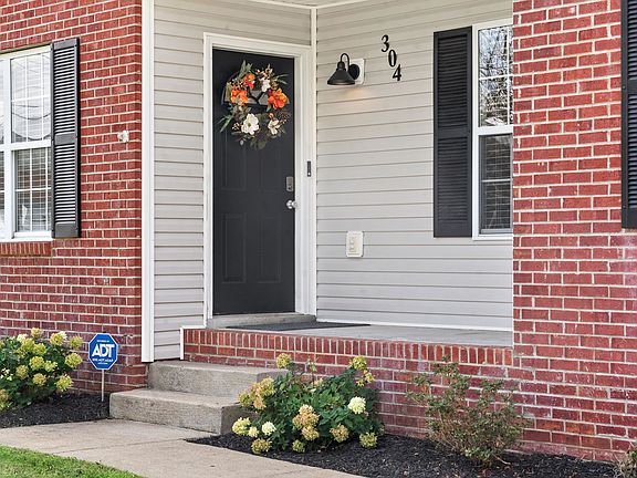 2nd image of 304 Lansinger Ln