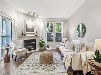 2074 Newport Way NW #10-1, Issaquah, WA, 98027