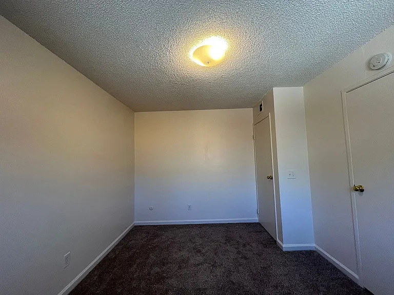 8890 Arcade Rd — Photo 10