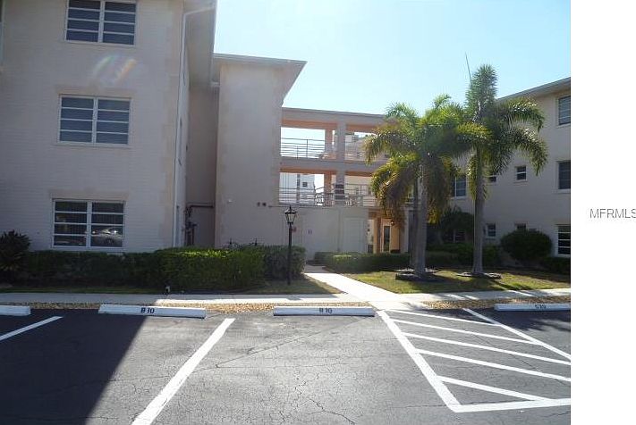 1st image of 200 The Esplanade N APT B4
