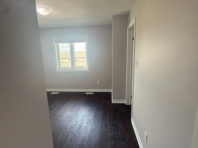 53 Oliver Ln — Photo 30