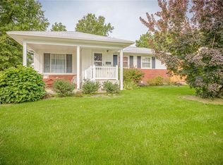 4336 Maplepark Rd, Stow, OH 44224