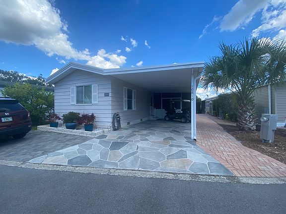 2nd image of 16810 Silver Shores Ln