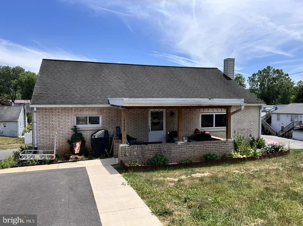 4498 Chinchilla Ave, Mount Joy, PA 17552