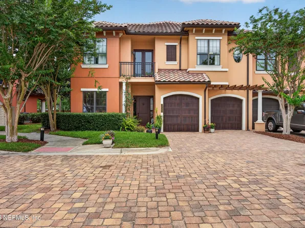 8850 LA TERRAZZA Place, Jacksonville, FL 32217