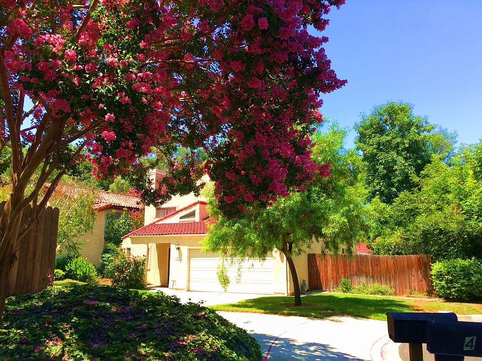 1st image of 3451 Palisades St